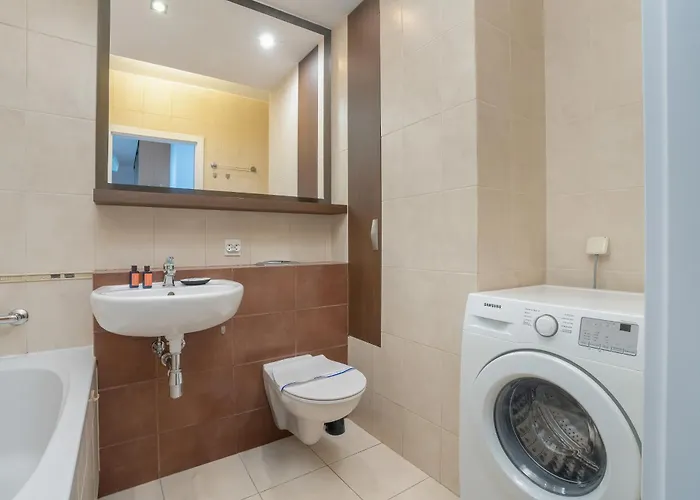 Cozy Remote Work By Renters Apartment *