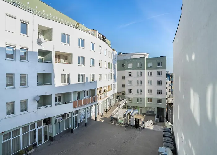 Apartment Cozy Remote Work By Renters Poznan